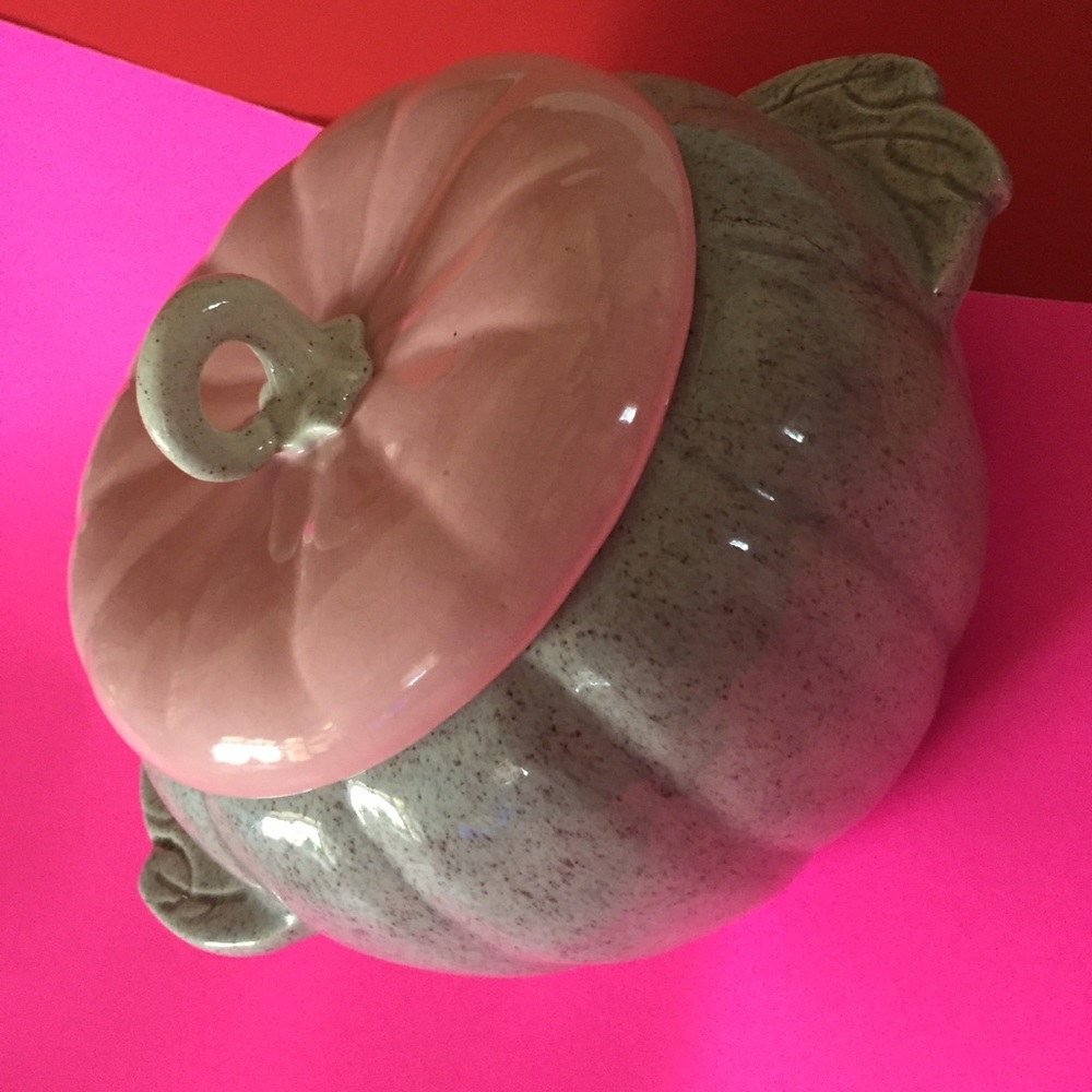 Vintage Hoenig of California pumpkin bowl